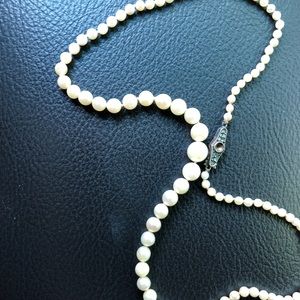 Pearl necklace set